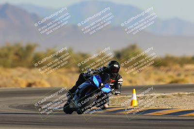 media/Dec-09-2023-SoCal Trackdays (Sat) [[76a8ac2686]]/Turn 15 Set 1 (230pm)/